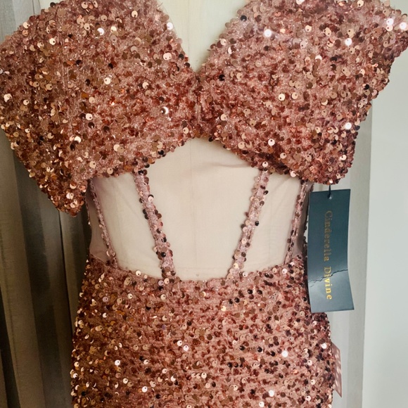 Strapless Sequin & Mesh Gown - Picture 2 of 3